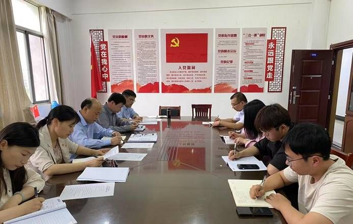 8702a81c4c21629d469b5412da298be